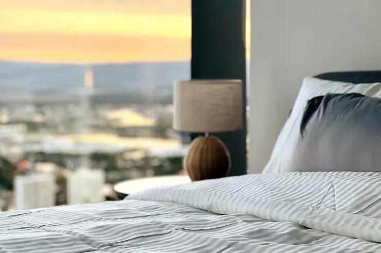 Skyline 1B Oceanview Apt Gold Coast